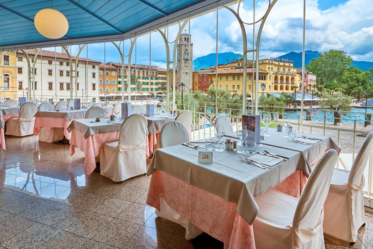 Hotel Europa - Skypool & Panorama Riva del Garda Exteriér fotografie